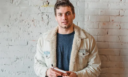 Embrace-the-Casual-Chic