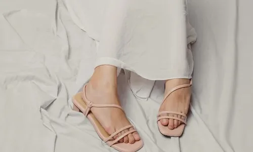 Girl-in-white-dress-and-sandal-slipper