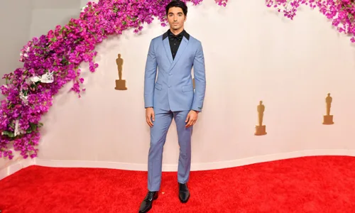 Taylor-Zakhar-perez-in-blue-suit